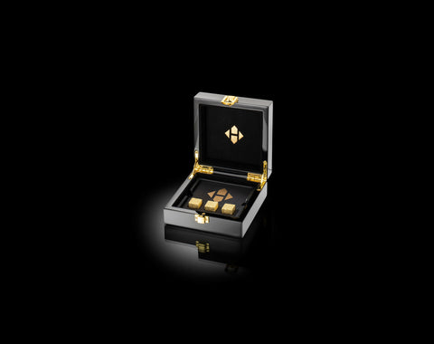 23K und 24K Gold Zuckerwürfel in edler Klavierlackbox