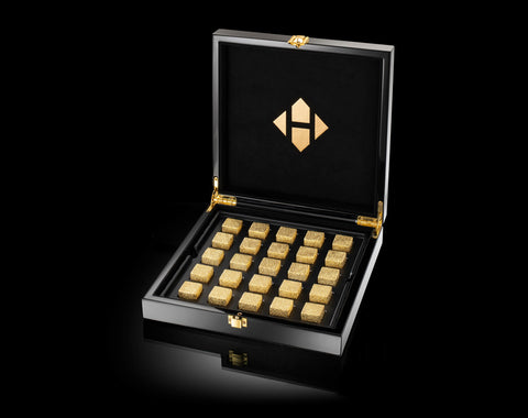 23K und 24K Gold Zuckerwürfel in edler Klavierlackbox